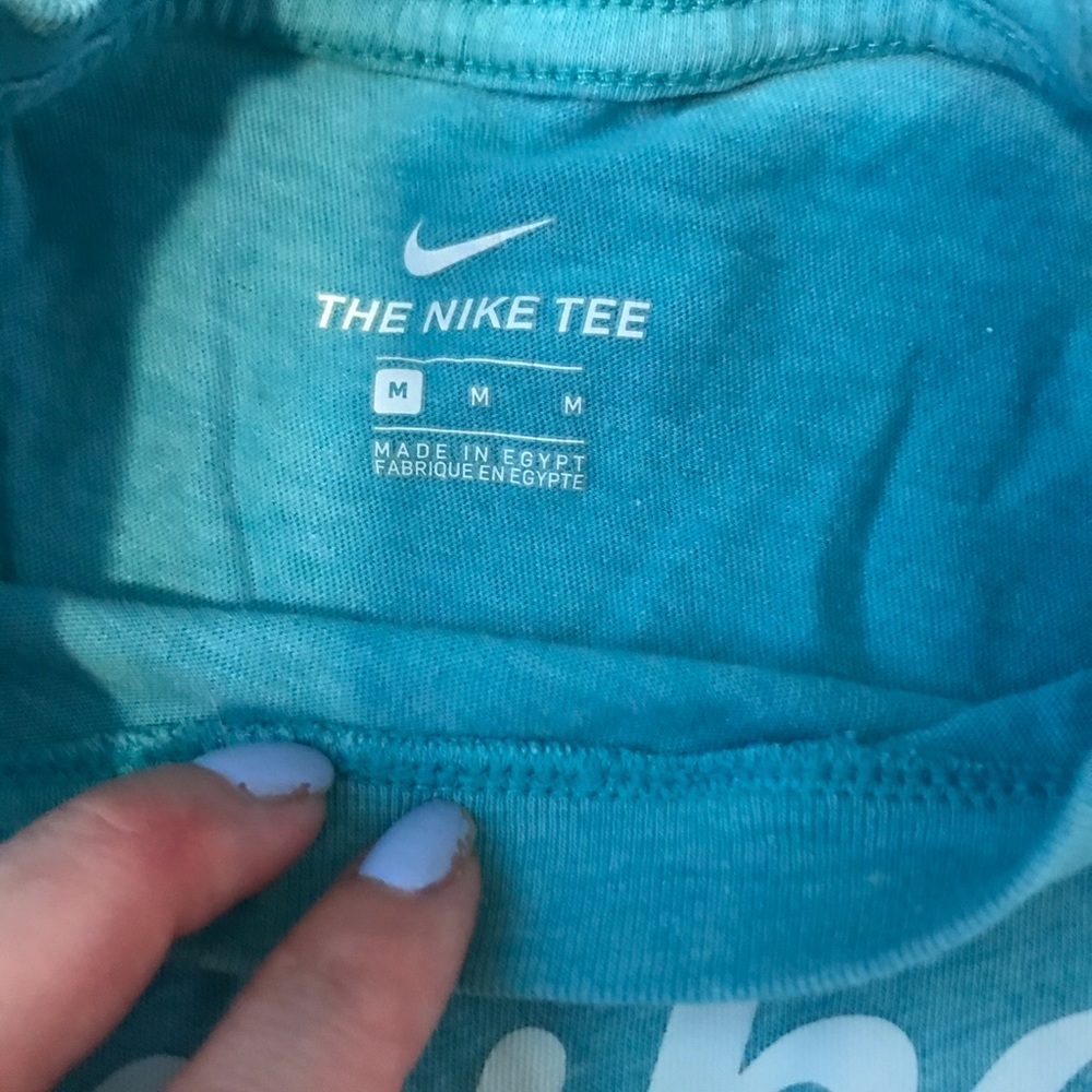 Nike Tee - Picture 2 of 3